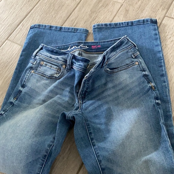 Jeans - Picture 5 of 6